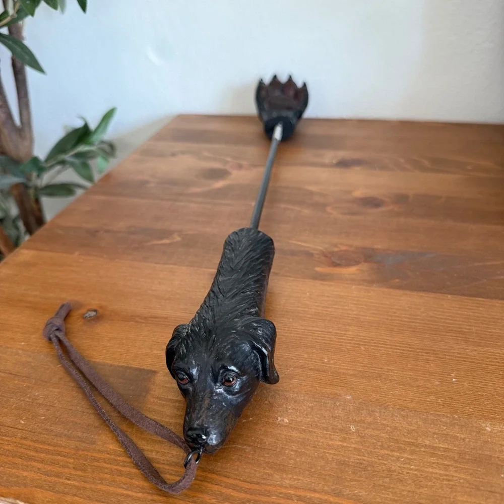 Vintage Style Black Lab Dog Head Paw Back Scratcher 18.25 Inch Long Handle